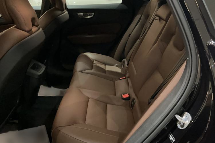 Used Volvo XC60 2025 B5 Four-Wheel Drive Smart & Advanced Luxury Edition Interior 1