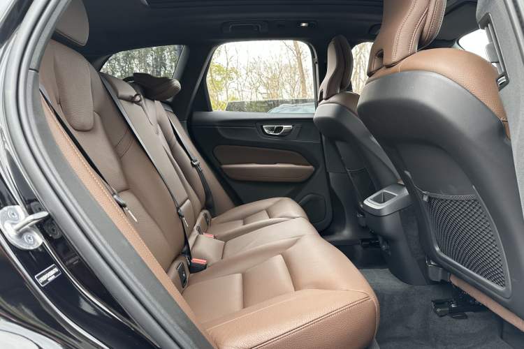 Used Volvo XC60 2025 B5 Four-Wheel Drive Smart & Advanced Luxury Edition Interior 4