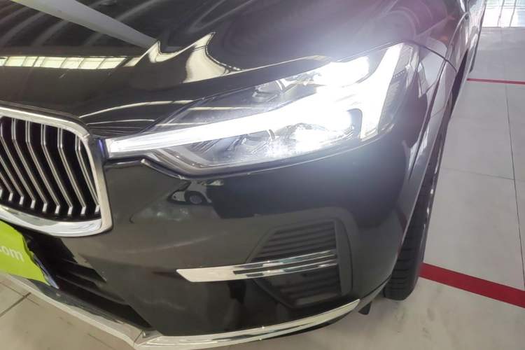Used Volvo XC60 2025 B5 Four-Wheel Drive Smart & Advanced Luxury Edition Left Front Headlight