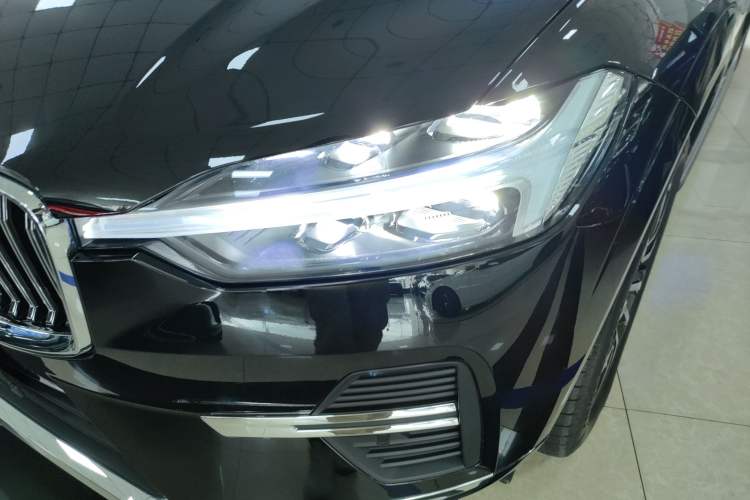 Used Volvo XC60 2025 B5 Four-Wheel Drive Smart & Advanced Luxury Edition Left Front Headlight