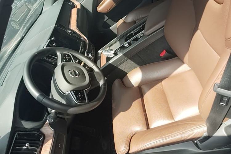 Used Volvo XC60 2025 B5 Four-Wheel Drive Smart & Advanced Luxury Edition Left Front Seat