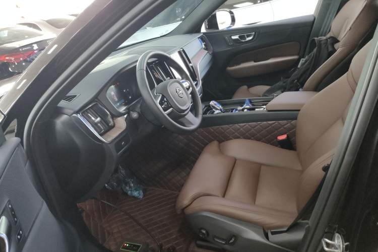 Used Volvo XC60 2025 B5 Four-Wheel Drive Smart & Advanced Luxury Edition Left Front Seat