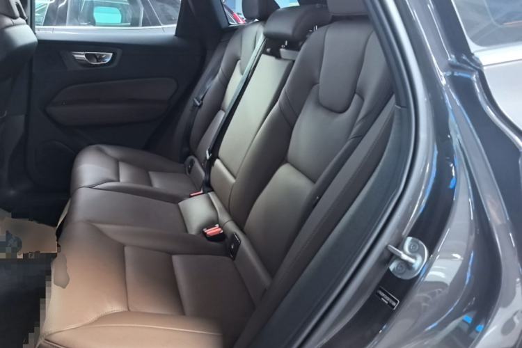 Used Volvo XC60 2025 B5 Four-Wheel Drive Smart & Advanced Luxury Edition Left Rear Seat