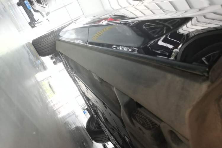 Used Volvo XC60 2025 B5 Four-Wheel Drive Smart & Advanced Luxury Edition Left Side Sill