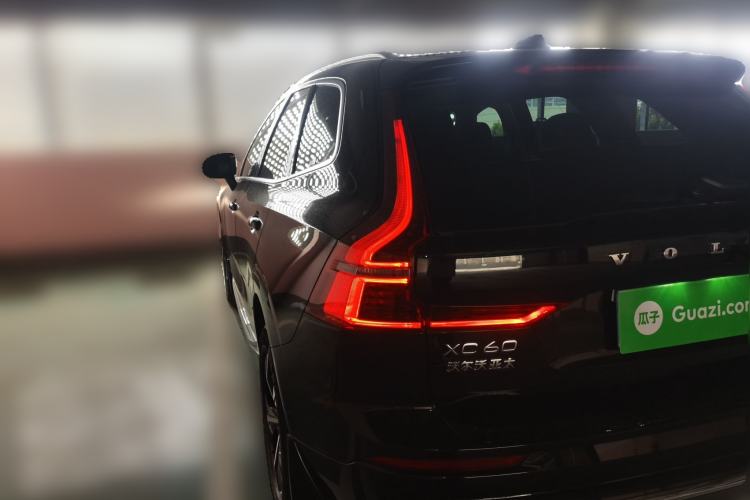 Used Volvo XC60 2025 B5 4x4 Smart Luxury Edition Rear Left 45 Deg