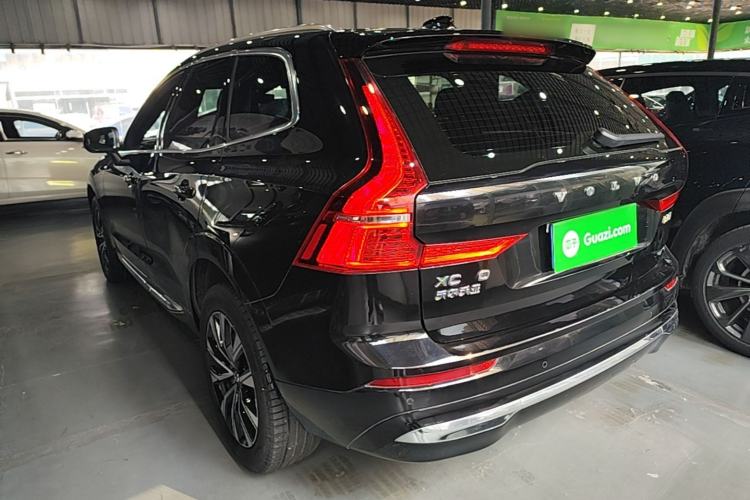 Used Volvo XC60 2025 B5 Four-Wheel Drive Smart & Advanced Luxury Edition Rear Left 45 Deg