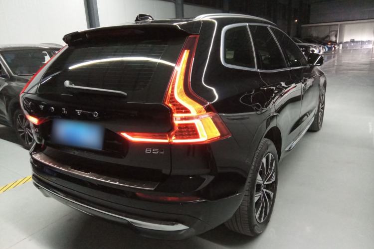 Used Volvo XC60 2025 B5 Four-Wheel Drive Smart & Advanced Luxury Edition Rear Right 45 Deg