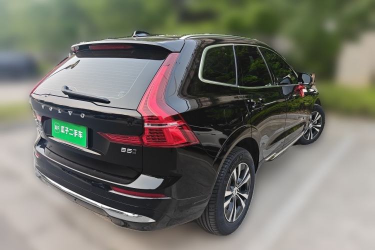 Used Volvo XC60 2025 B5 4x4 Smart Luxury Edition Rear Right 45 Deg
