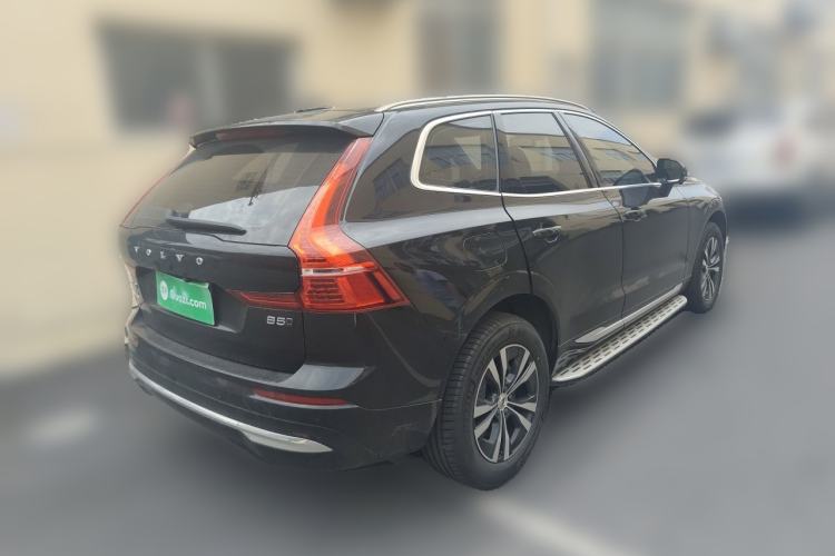 Used Volvo XC60 2025 B5 4x4 Smart Luxury Edition Rear Right 45 Deg
