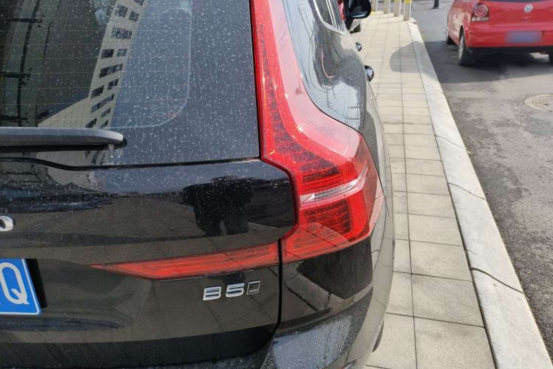 Used Volvo XC60 2025 B5 4x4 Smart Luxury Edition Right Rear Taillight