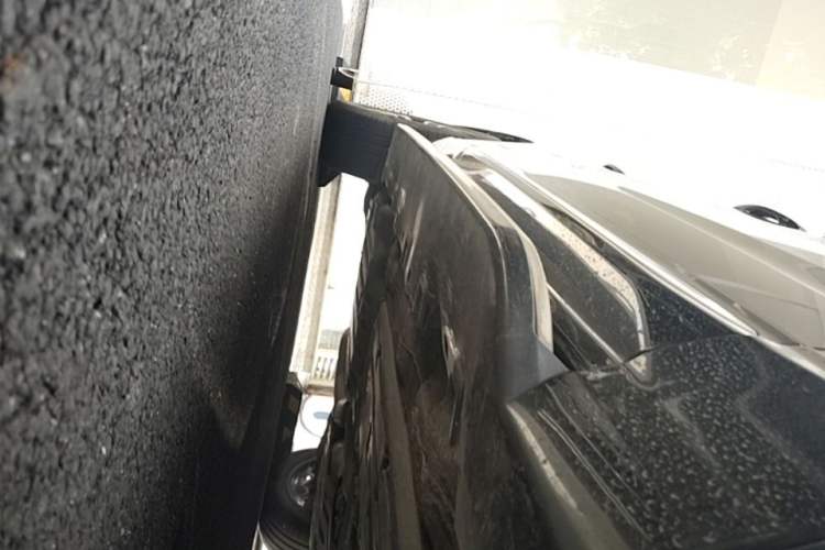 Used Volvo XC60 2025 B5 Four-Wheel Drive Smart & Advanced Luxury Edition Right Side Sill