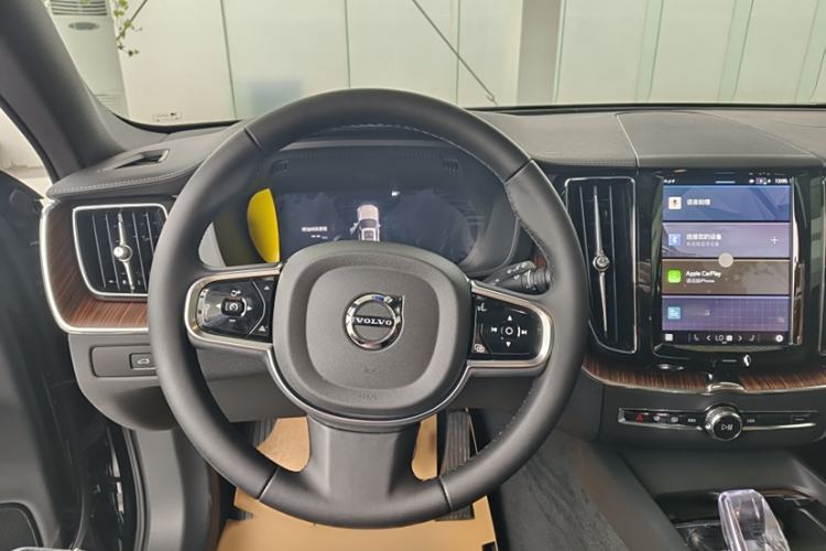 Used Volvo XC60 2025 B5 Four-Wheel Drive Smart & Advanced Luxury Edition Steering Wheel