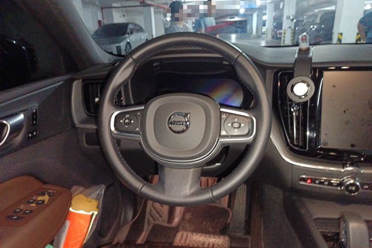 Used Volvo XC60 2025 B5 Four-Wheel Drive Smart & Advanced Luxury Edition Steering Wheel