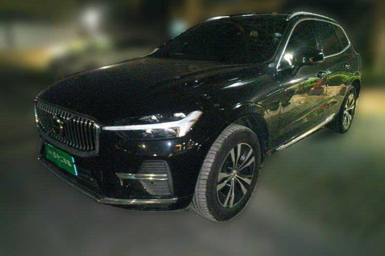 Volvo XC60 2025 B5 4x4 Smart Luxury Edition
