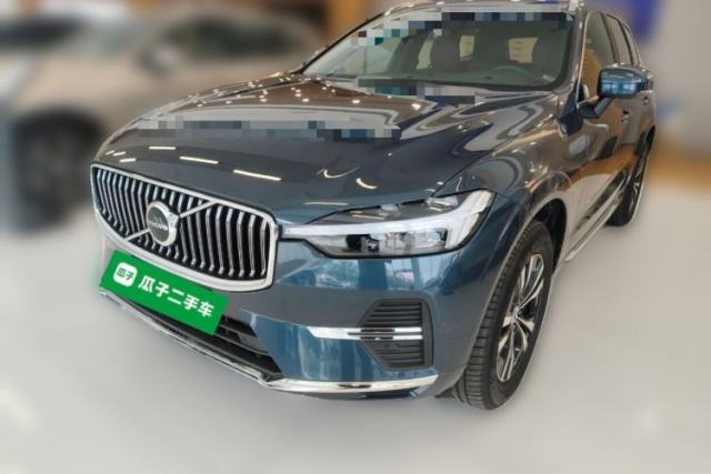 Used Volvo XC60 2025 B5 4x4 Smart Luxury Edition