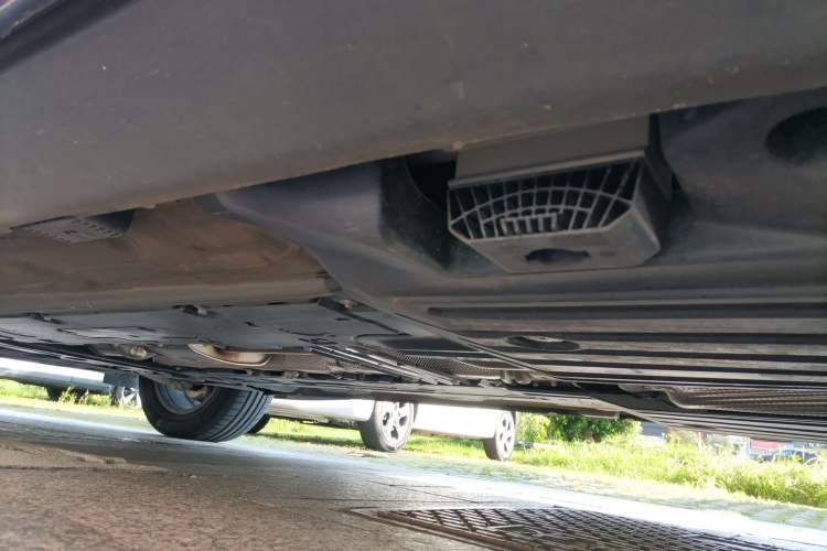 Used Volvo XC60 2025 B5 4x4 Smart Luxury Edition Chassis Rear Left