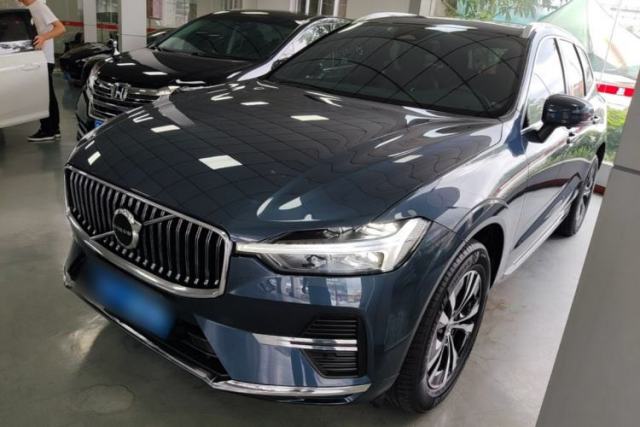 Used Volvo XC60 2025 B5 4x4 Smart Luxury Edition
