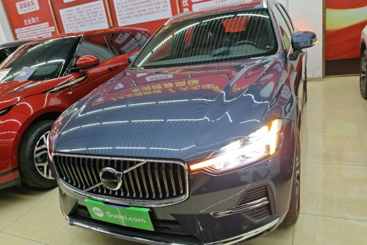 Used Volvo XC60 2025 B5 Four-Wheel Drive Smart & Advanced Luxury Edition Front