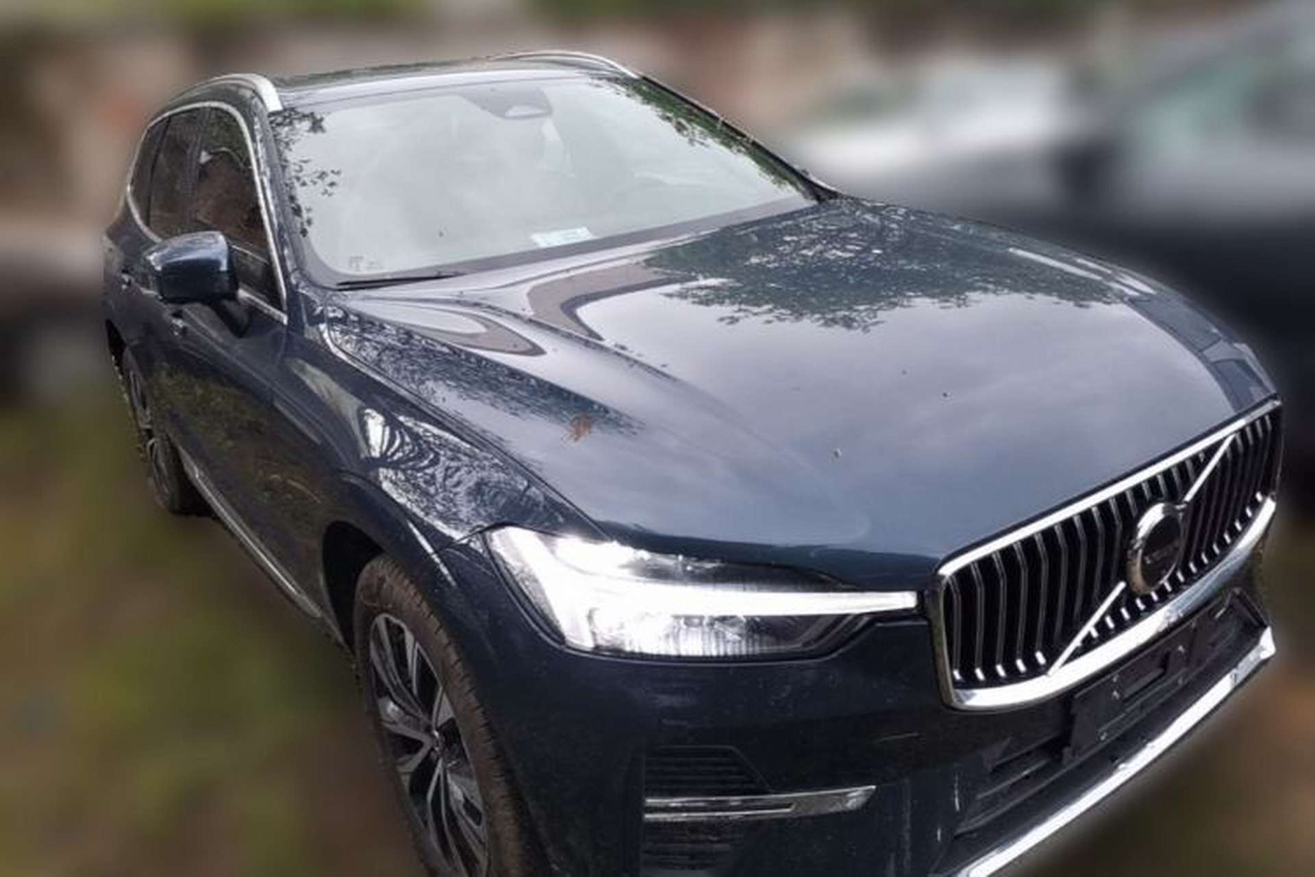 Used Volvo XC60 2025 B5 Four-Wheel Drive Smart & Advanced Luxury Edition Front Right 45 Deg