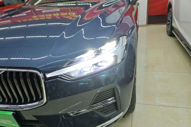 Used Volvo XC60 2025 B5 Four-Wheel Drive Smart & Advanced Luxury Edition Left Front Headlight