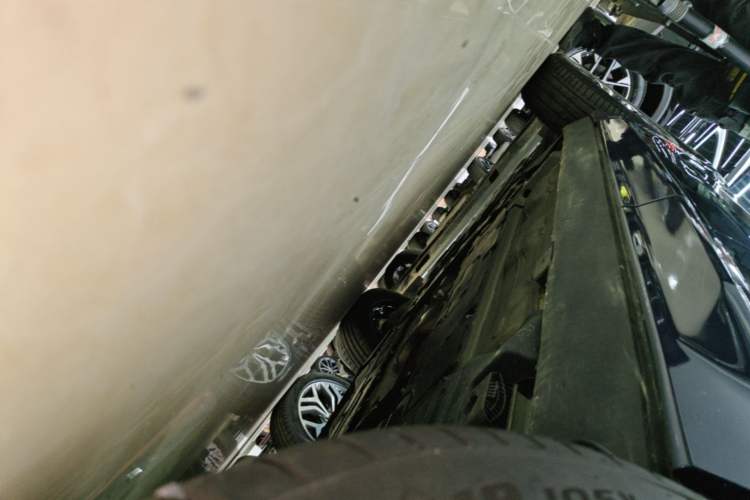 Used Volvo XC60 2025 B5 Four-Wheel Drive Smart & Advanced Luxury Edition Left Side Sill