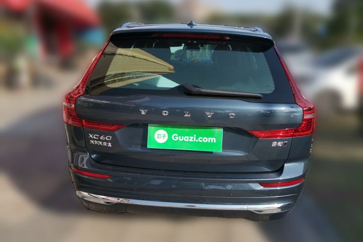 Used Volvo XC60 2025 B5 4x4 Smart Luxury Edition Rear