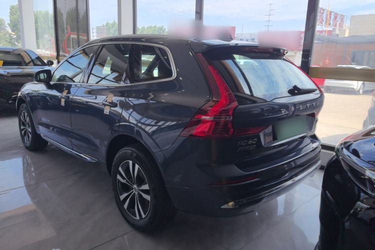Used Volvo XC60 2025 B5 4x4 Smart Luxury Edition Rear Left 45 Deg