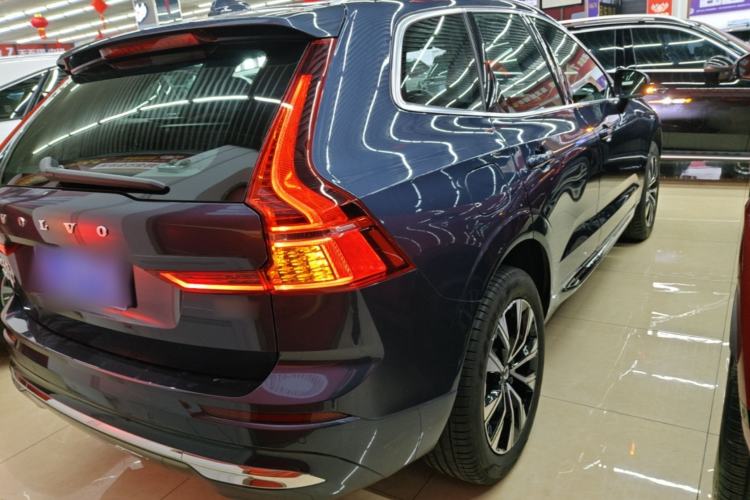 Used Volvo XC60 2025 B5 Four-Wheel Drive Smart & Advanced Luxury Edition Rear Right 45 Deg