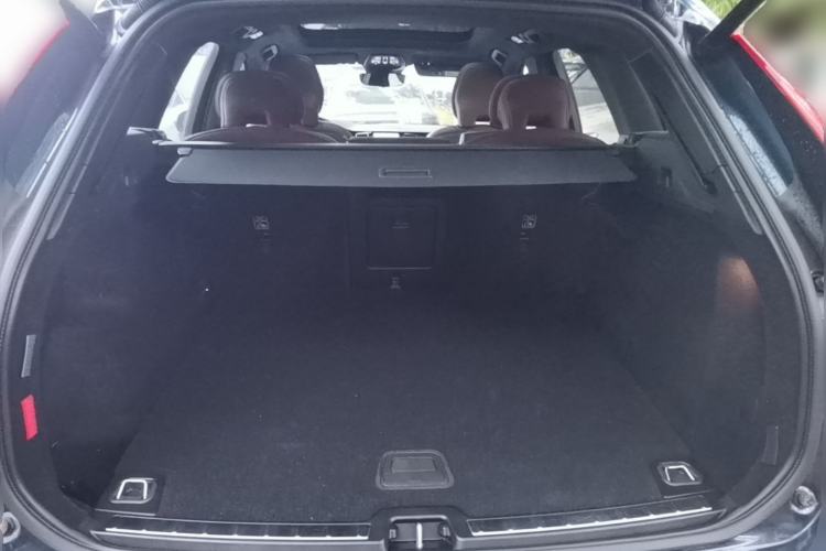 Used Volvo XC60 2025 B5 Four-Wheel Drive Smart & Advanced Luxury Edition Trunk