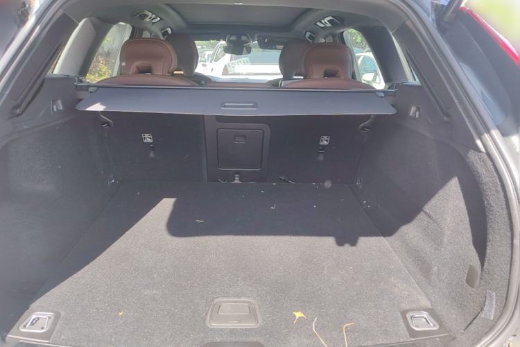 Used Volvo XC60 2025 B5 Four-Wheel Drive Smart & Advanced Luxury Edition Trunk