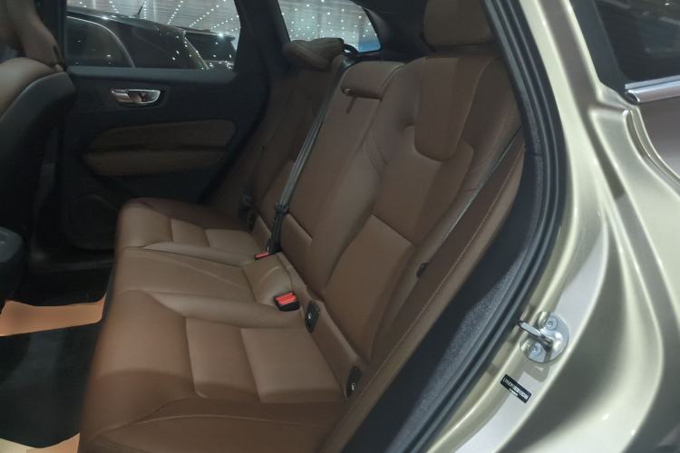 Used Volvo XC60 2025 B5 Four-Wheel Drive Smart & Advanced Luxury Edition Left Rear Seat