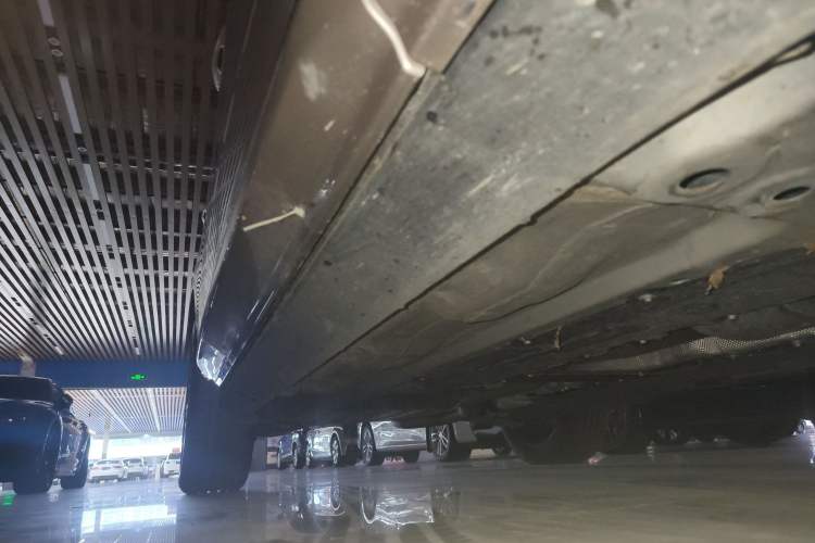 Used Volvo XC60 2025 B5 Four-Wheel Drive Smart & Advanced Luxury Edition Right Side Sill