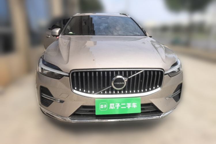 Used Volvo XC60 2025 B5 4x4 Smart Luxury Edition Front