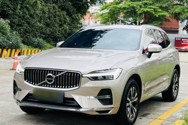 Used Volvo XC60 2025 B5 4x4 Smart Luxury Edition