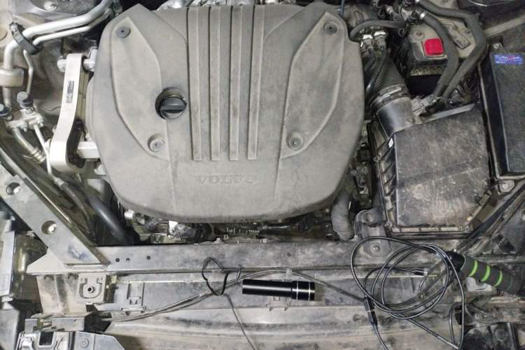 Used Volvo XC60 2025 B5 Four-Wheel Drive Smart & Advanced Luxury Edition Engine Bay