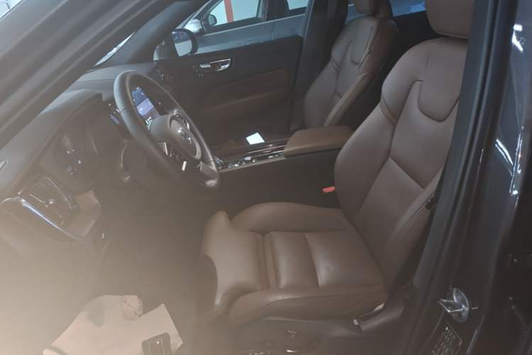 Used Volvo XC60 2025 B5 Four-Wheel Drive Smart & Advanced Luxury Edition Left Front Seat