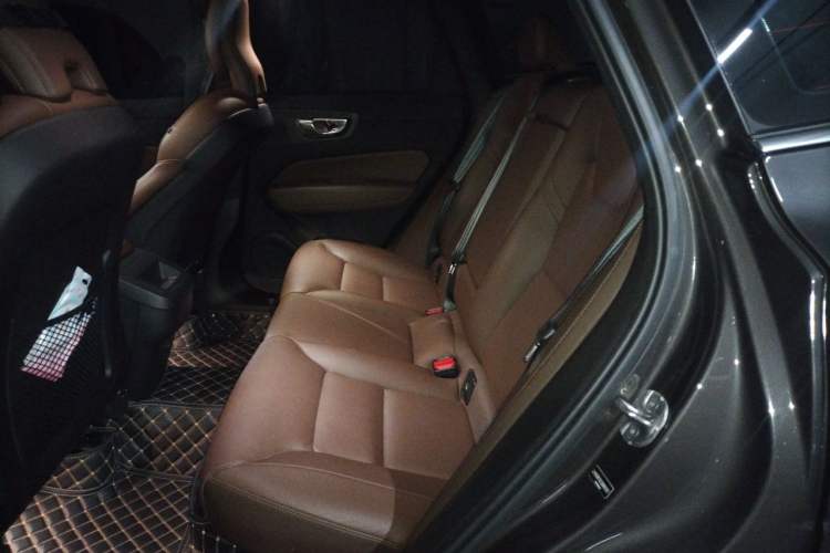 Used Volvo XC60 2025 B5 Four-Wheel Drive Smart & Advanced Luxury Edition Left Rear Seat