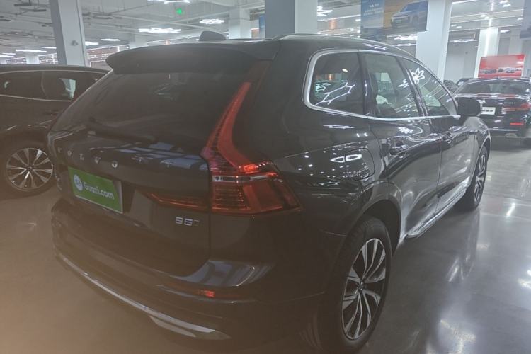 Used Volvo XC60 2025 B5 Four-Wheel Drive Smart & Advanced Luxury Edition Rear Right 45 Deg