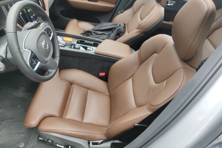 Used Volvo XC60 2025 B5 Four-Wheel Drive Smart & Advanced Luxury Edition Left Front Seat