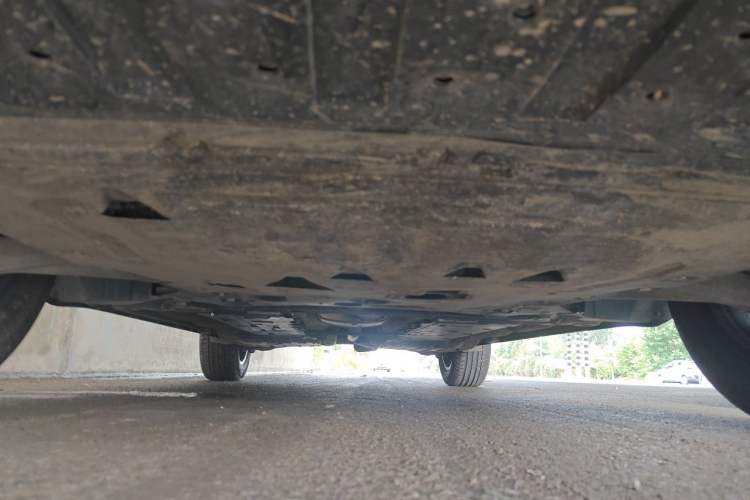 Used Volvo XC60 2025 B5 4x4 Smart Luxury Edition Chassis Front