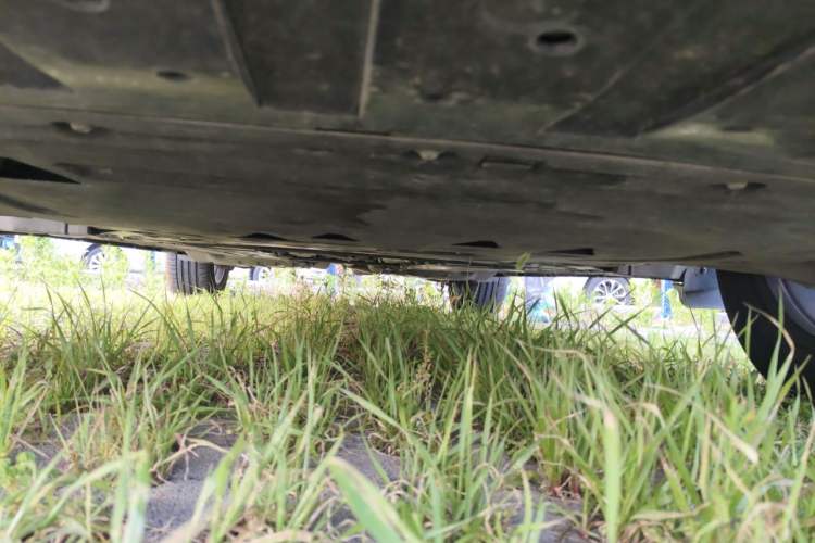 Used Volvo XC60 2025 B5 4x4 Smart Luxury Edition Chassis Front
