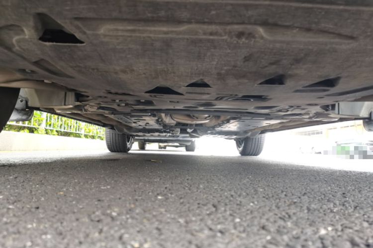 Used Volvo XC60 2025 B5 4x4 Smart Luxury Edition Chassis Front