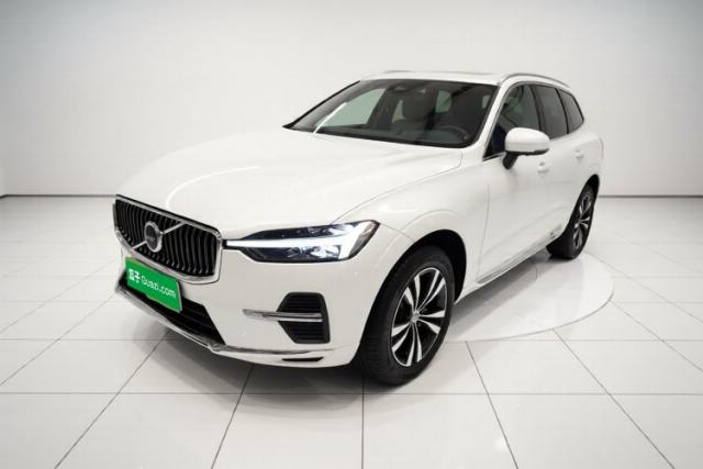 Used Volvo XC60 2025 B5 4x4 Smart Luxury Edition