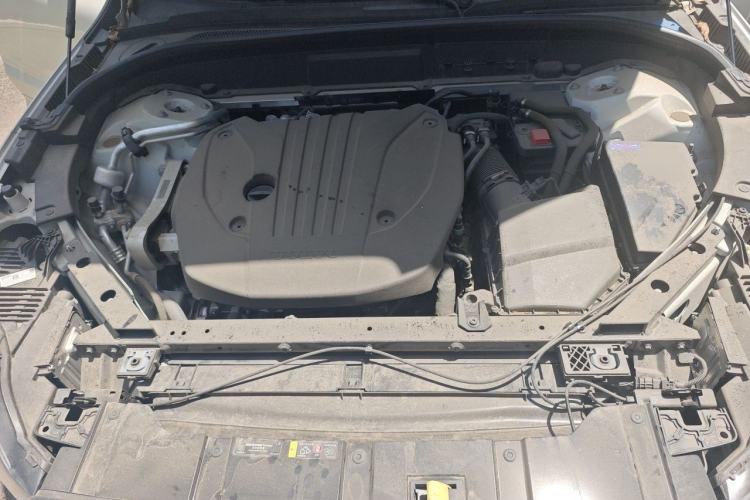 Used Volvo XC60 2025 B5 4x4 Smart & Advanced Sport Edition Engine Bay