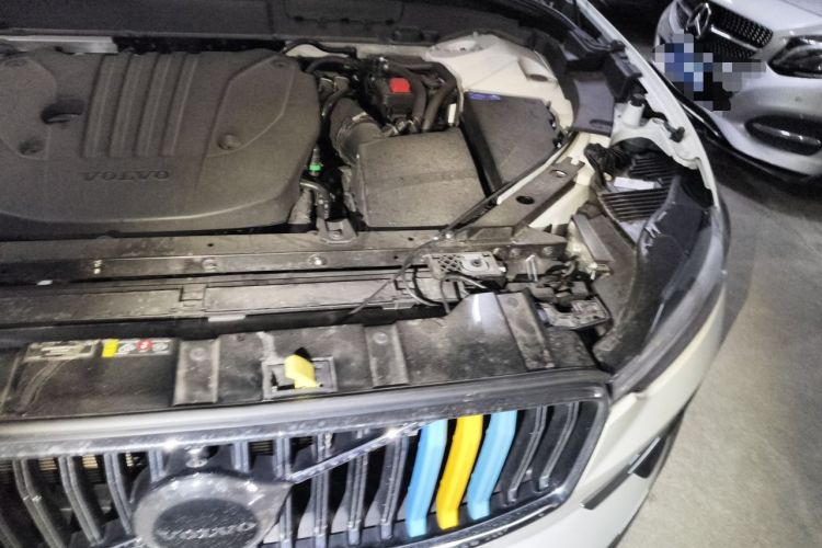 Used Volvo XC60 2025 B5 Four-Wheel Drive Smart & Advanced Luxury Edition Engine Bay Left