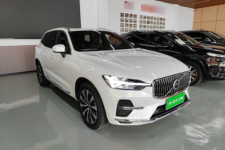 Used Volvo XC60 2025 B5 Four-Wheel Drive Smart & Advanced Luxury Edition Exterior 1