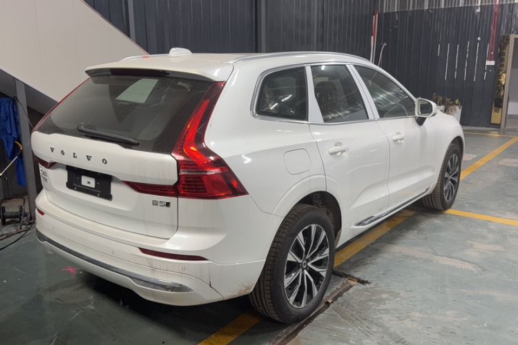 Used Volvo XC60 2025 B5 Four-Wheel Drive Smart & Advanced Luxury Edition Exterior 4