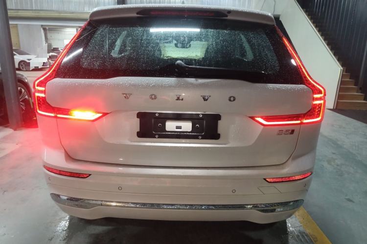 Used Volvo XC60 2025 B5 Four-Wheel Drive Smart & Advanced Luxury Edition Exterior 4