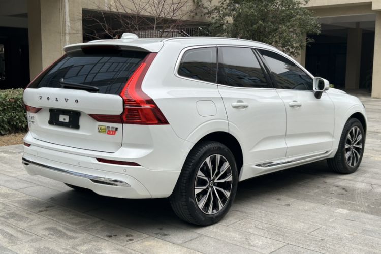 Used Volvo XC60 2025 B5 Four-Wheel Drive Smart & Advanced Luxury Edition Exterior 4
