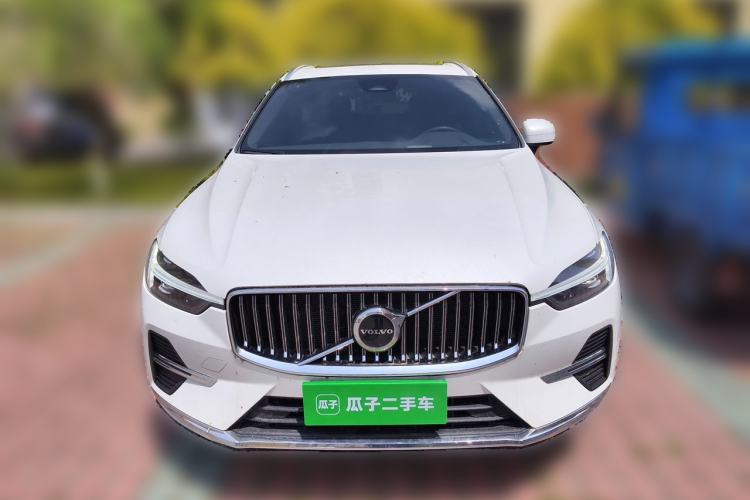 Used Volvo XC60 2025 B5 4x4 Smart Luxury Edition Front